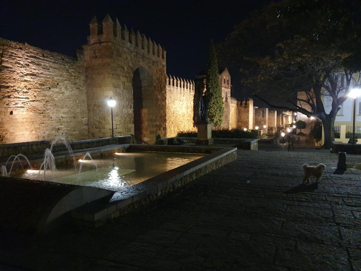 Apartamento Beside The Roman Wall Córdoba Exterior foto